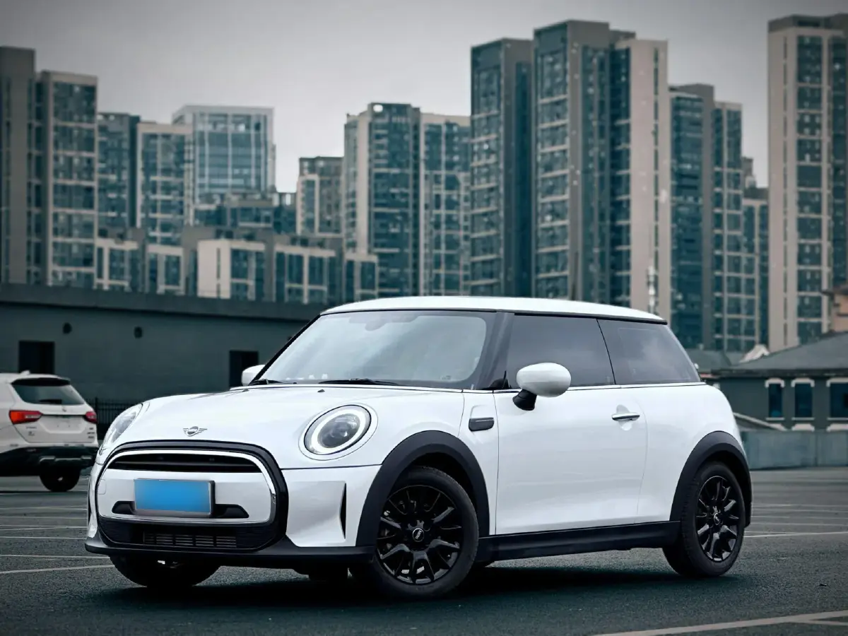 2023 MINI MINI 1.5T 102HP L3 7DCT