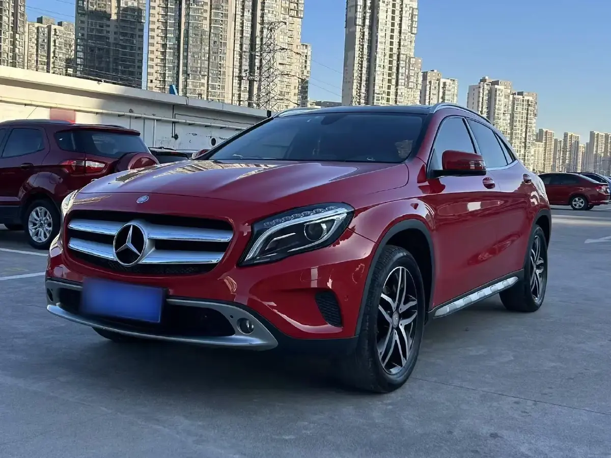 2016 Mercedes-Benz GLA Class 2.0T 184HP L4 7DCT