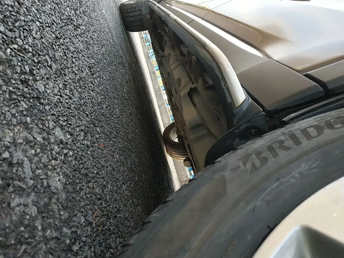 2018 Jeep Commander 2.0T 265HP L4 9AT,autocango,china used car exporter,china ev exporter,chinese used car exporter,chinese used ev exporter