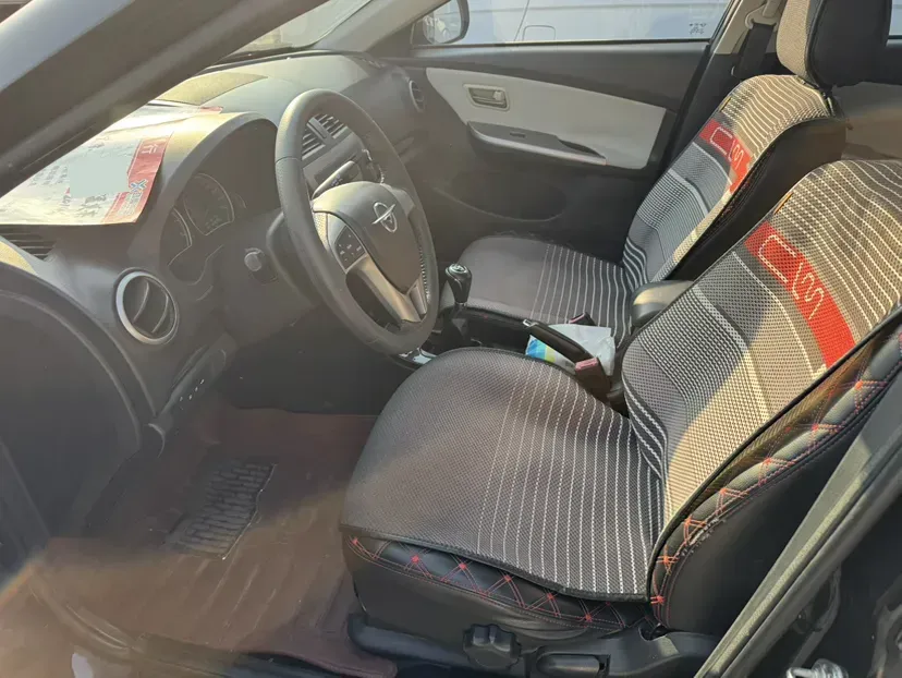 2013 HaiMa Family 1.6L 120HP L4 5MT,autocango,china used car exporter,china ev exporter,chinese used car exporter,chinese used ev exporter