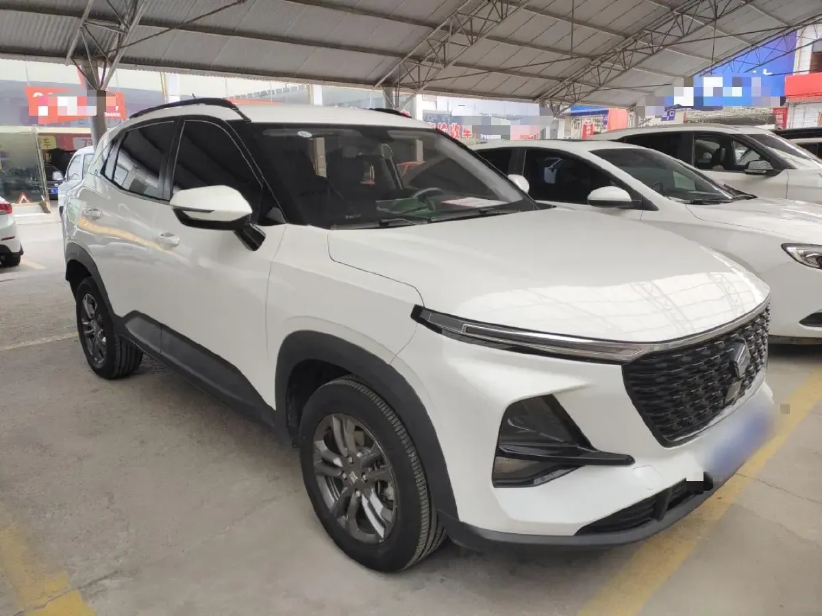 2020 BaoJun RS-3 1.5L 99HP L4 6MT,autocango,china used car exporter,china ev exporter,chinese used car exporter,chinese used ev exporter