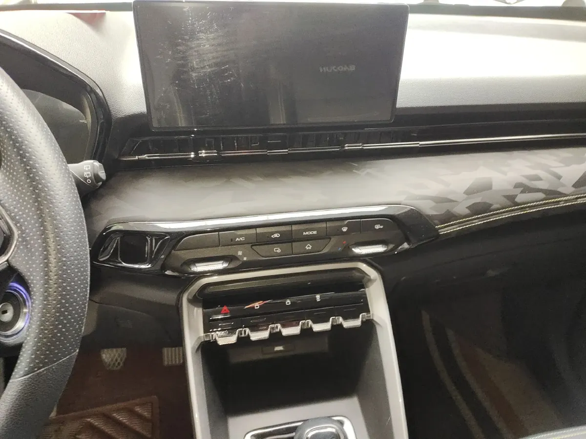 2020 BaoJun RS-3 1.5L 99HP L4 6MT,autocango,china used car exporter,china ev exporter,chinese used car exporter,chinese used ev exporter