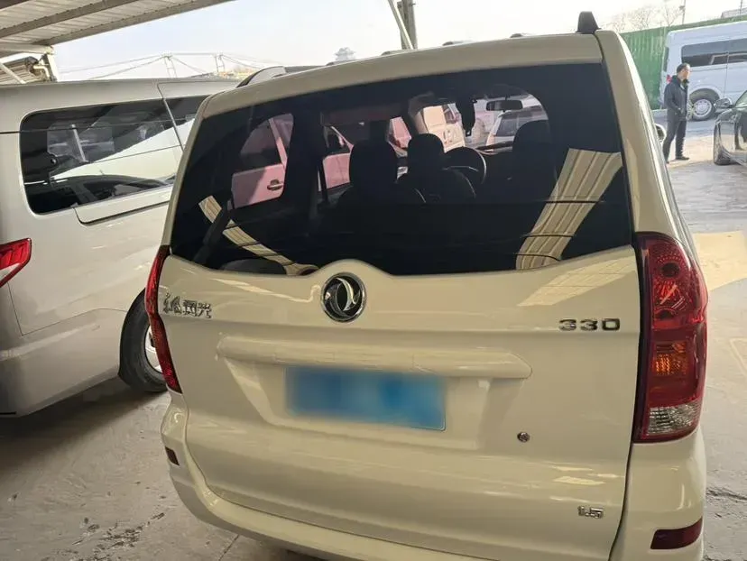 2019 DongFeng Fengon Fengon 330 1.5L 116HP L4 5MT,autocango,china used car exporter,china ev exporter,chinese used car exporter,chinese used ev exporter