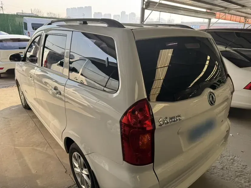 2019 DongFeng Fengon Fengon 330 1.5L 116HP L4 5MT,autocango,china used car exporter,china ev exporter,chinese used car exporter,chinese used ev exporter