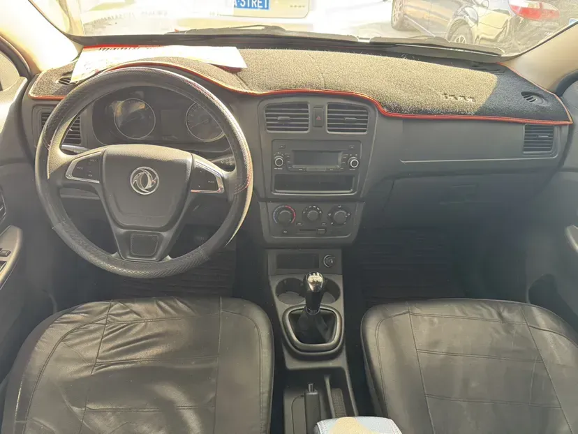 2019 DongFeng Fengon Fengon 330 1.5L 116HP L4 5MT,autocango,china used car exporter,china ev exporter,chinese used car exporter,chinese used ev exporter