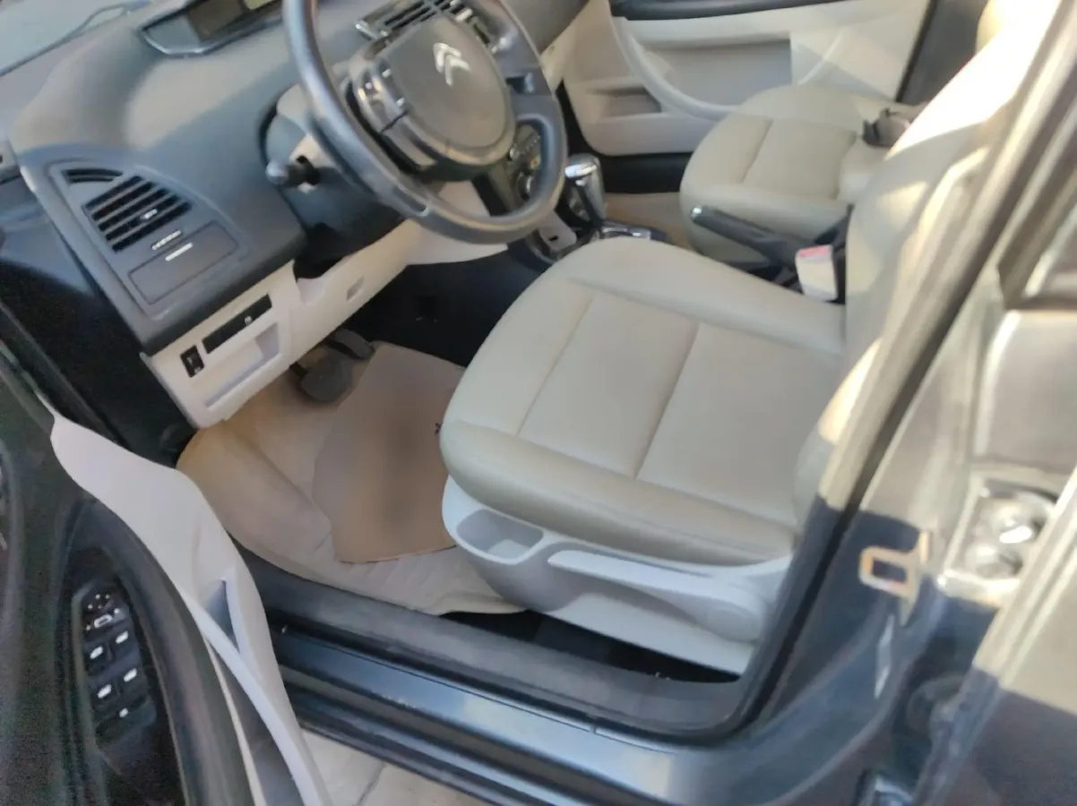 2012 Citroen C-Quatre 1.6L 106HP L4 4AT,autocango,china used car exporter,china ev exporter,chinese used car exporter,chinese used ev exporter