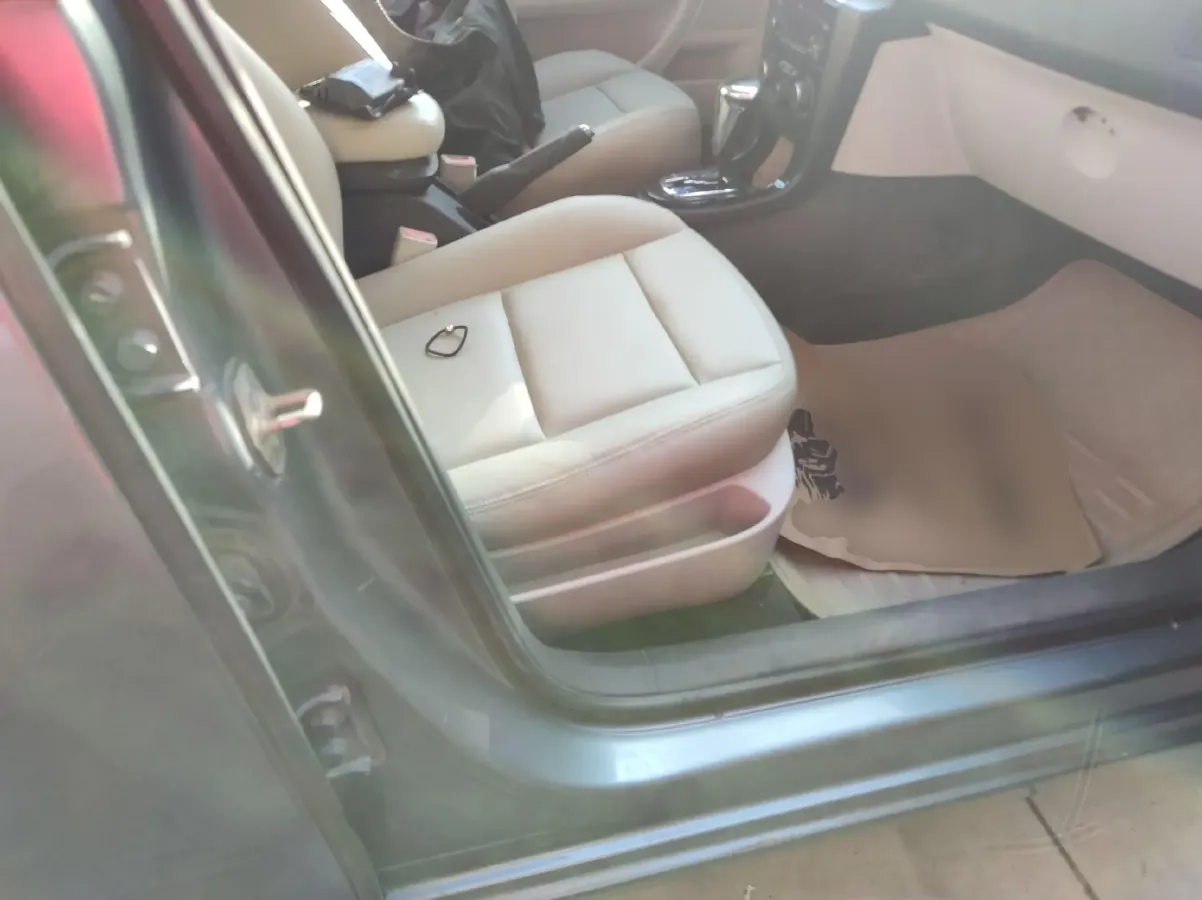 2012 Citroen C-Quatre 1.6L 106HP L4 4AT,autocango,china used car exporter,china ev exporter,chinese used car exporter,chinese used ev exporter