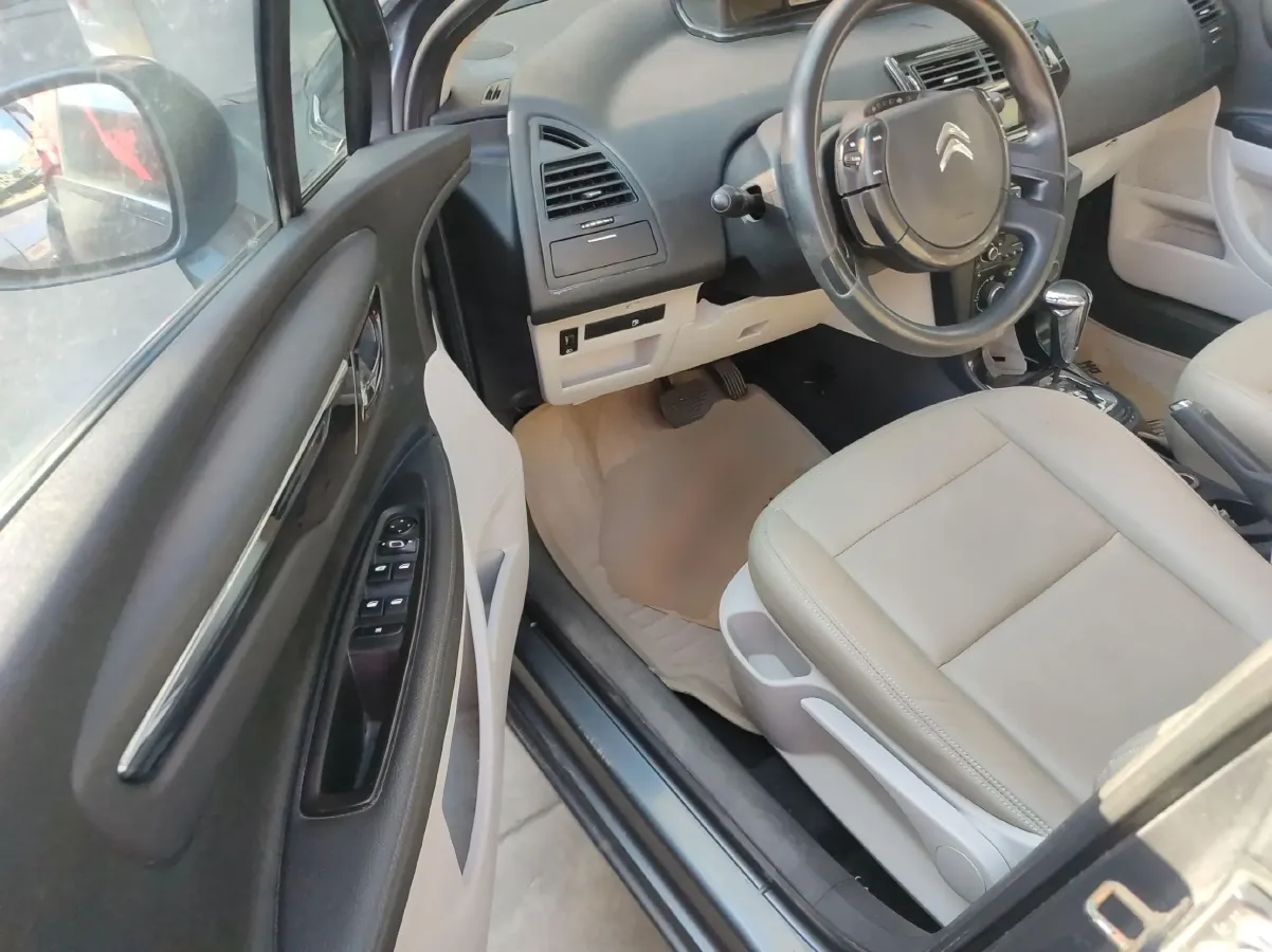 2012 Citroen C-Quatre 1.6L 106HP L4 4AT,autocango,china used car exporter,china ev exporter,chinese used car exporter,chinese used ev exporter