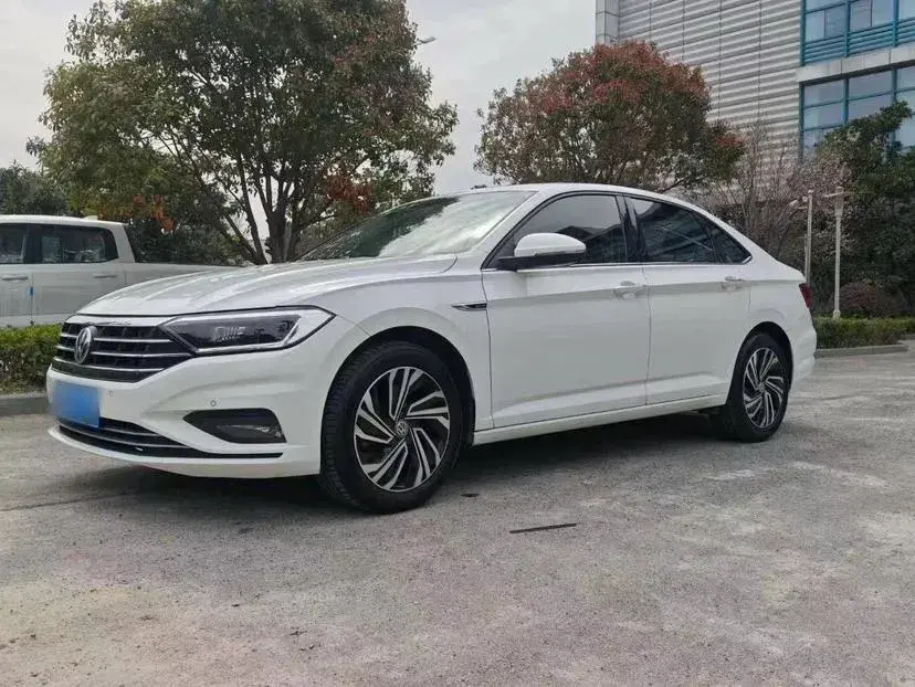 2019 Volkswagen Sagitar 1.4T 150HP L4 7DCT
