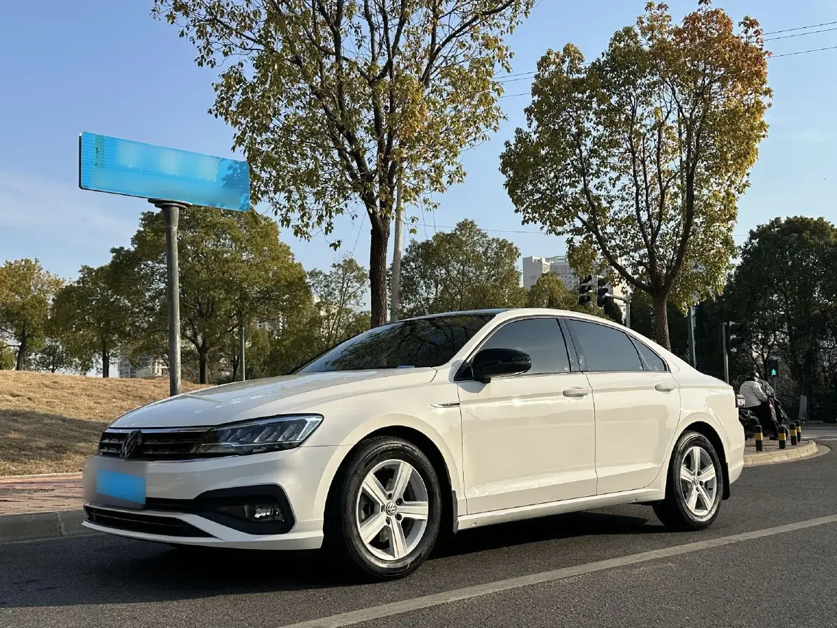 2021 Volkswagen Lamando 1.4T 131HP L4 7DCT
