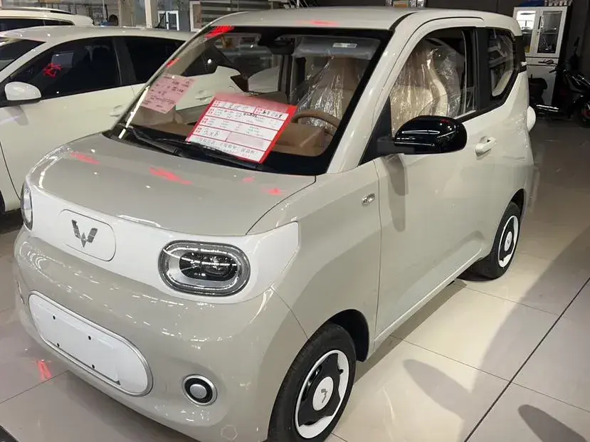 2024 WuLing HongGuang MINI EV BEV 17.3KWH