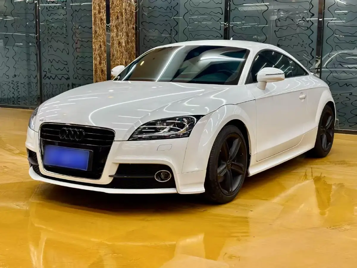2013 Audi TT 2.0T 211HP L4 6DCT