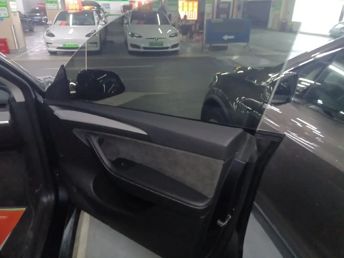 2024 Tesla Model Y BEV 60KWH,autocango,china used car exporter,china ev exporter,chinese used car exporter,chinese used ev exporter