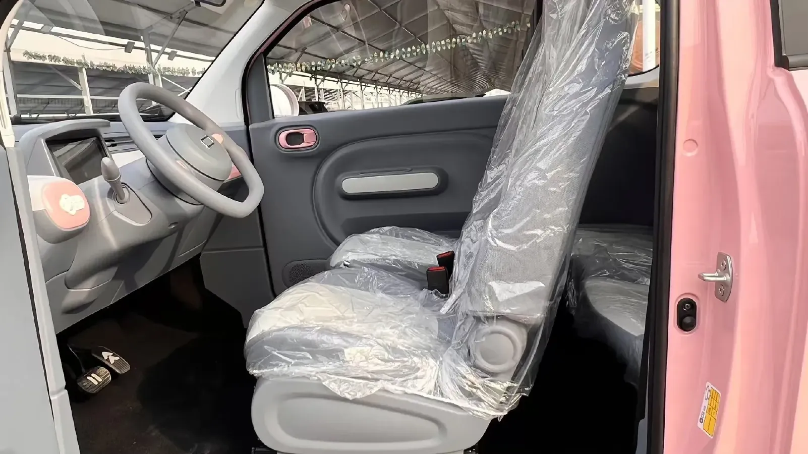 2025 Bestune Pony BEV 18.11KWH,autocango,china used car exporter,china ev exporter,chinese used car exporter,chinese used ev exporter