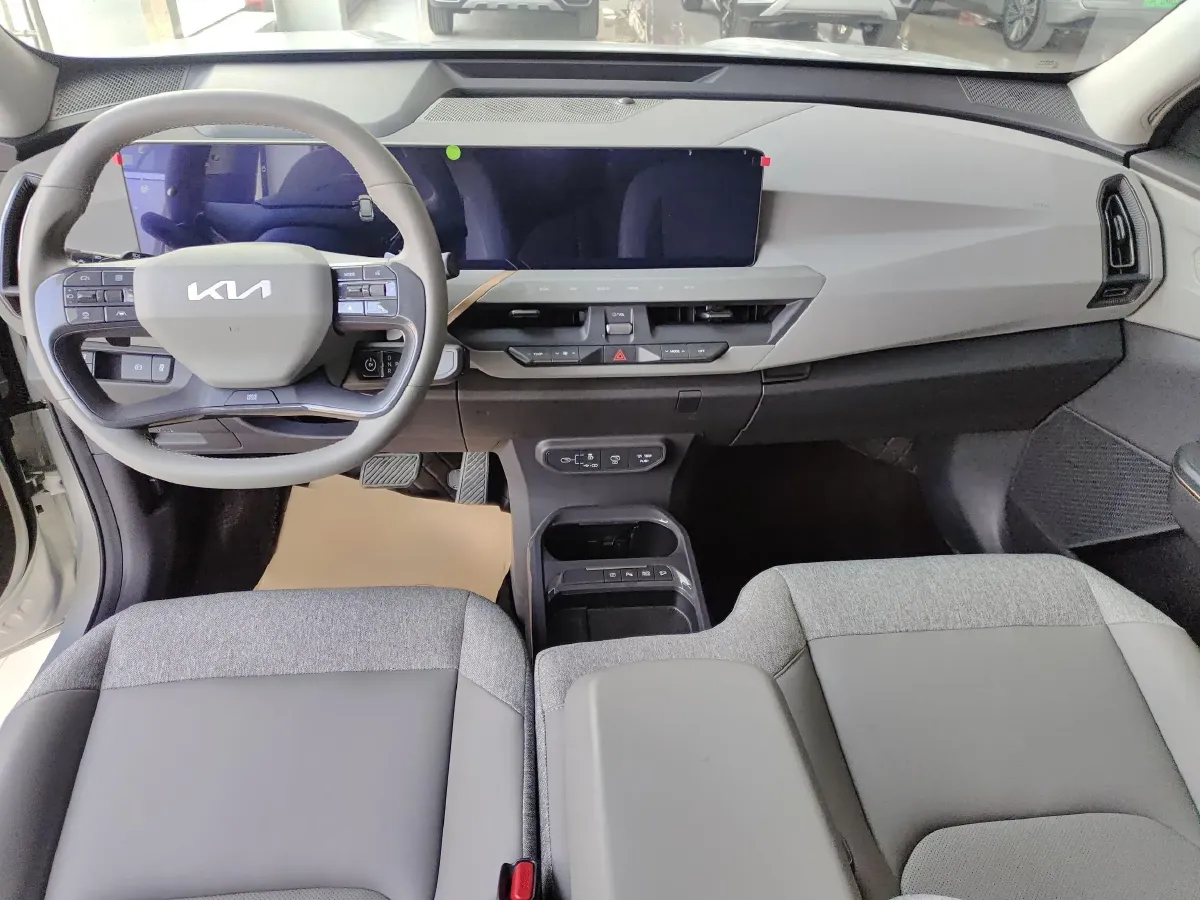 2024 Kia EV5 BEV 64.2KWH,autocango,china used car exporter,china ev exporter,chinese used car exporter,chinese used ev exporter