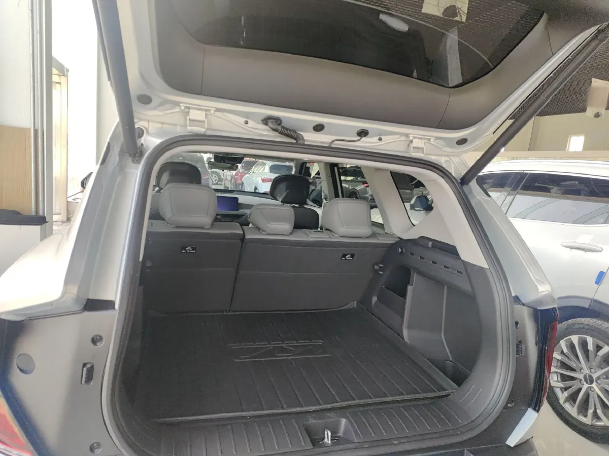 2024 Kia EV5 BEV 64.2KWH,autocango,china used car exporter,china ev exporter,chinese used car exporter,chinese used ev exporter