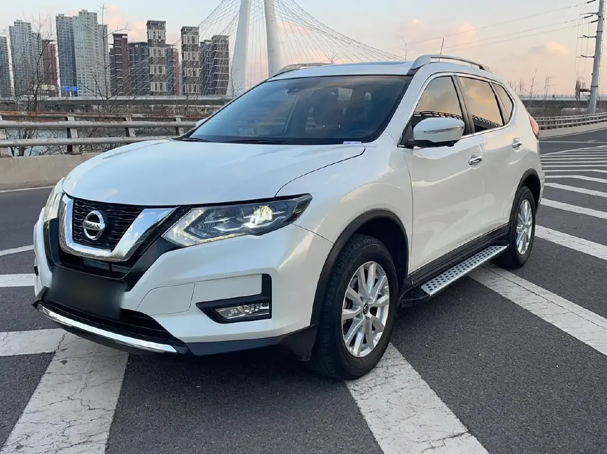 2020 Nissan X-Trail 2.0L 154HP L4 CVT