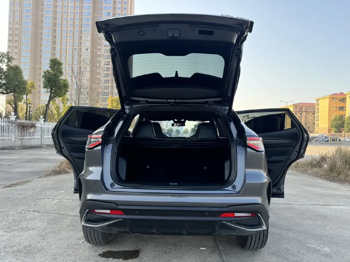 2023 ChangAn Oshan X5 Plus 1.5T 188HP L4 7DCT,autocango,china used car exporter,china ev exporter,chinese used car exporter,chinese used ev exporter