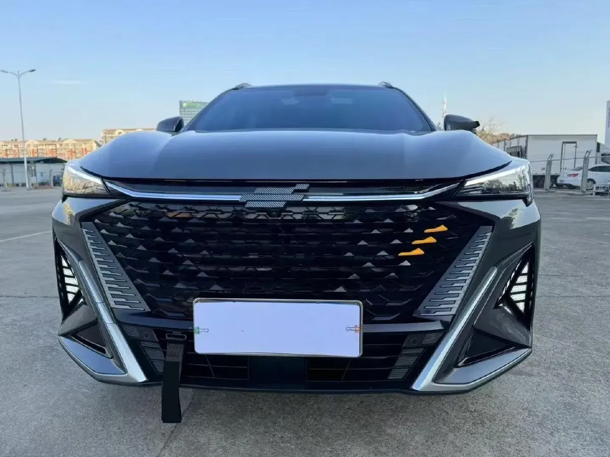 2023 ChangAn Oshan X5 Plus 1.5T 188HP L4 7DCT,autocango,china used car exporter,china ev exporter,chinese used car exporter,chinese used ev exporter