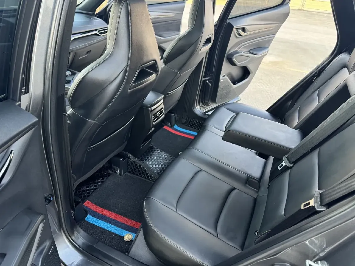 2023 ChangAn Oshan X5 Plus 1.5T 188HP L4 7DCT,autocango,china used car exporter,china ev exporter,chinese used car exporter,chinese used ev exporter