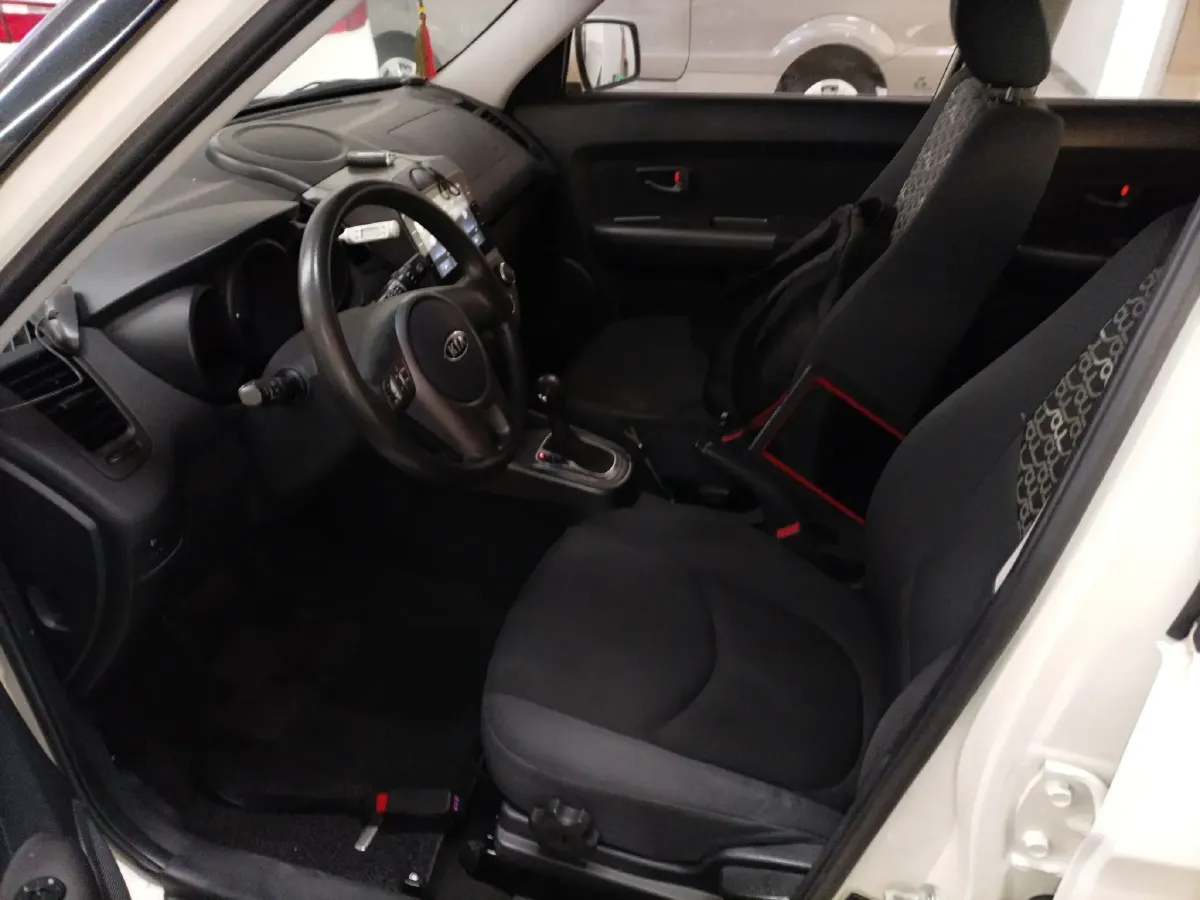 2013 Kia Soul 1.6L 123HP L4 4AT,autocango,china used car exporter,china ev exporter,chinese used car exporter,chinese used ev exporter