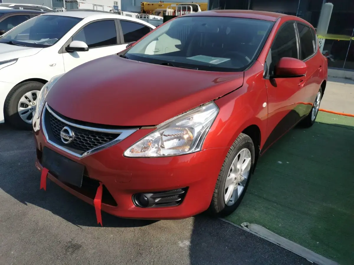 2011 Nissan Tiida 1.6L 126HP L4 CVT