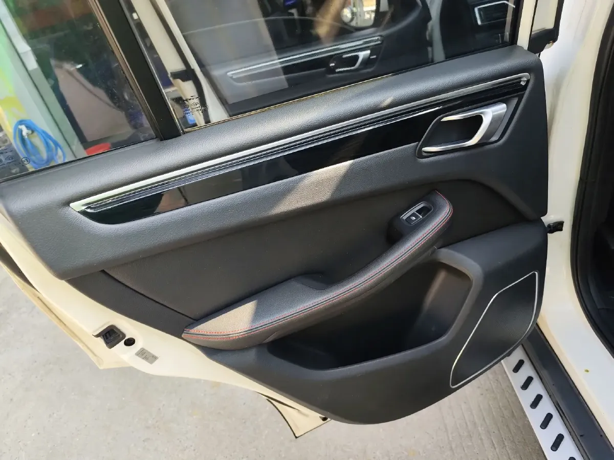 2015 Zotye Damy X5 1.5T 150HP L4 5MT,autocango,china used car exporter,china ev exporter,chinese used car exporter,chinese used ev exporter