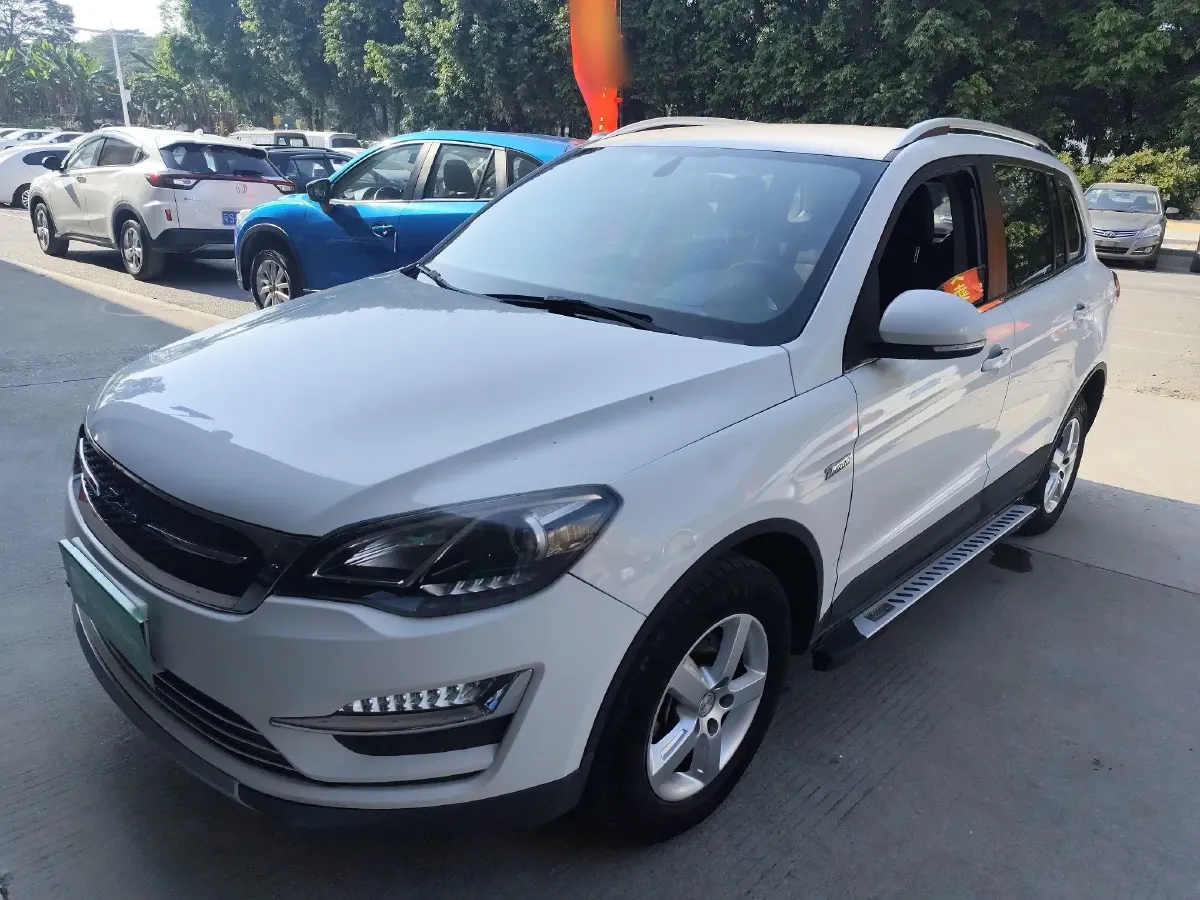2015 Zotye Damy X5 1.5T 150HP L4 5MT,autocango,china used car exporter,china ev exporter,chinese used car exporter,chinese used ev exporter