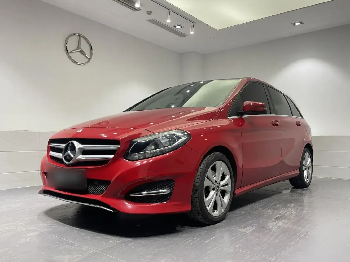 2017 Mercedes-Benz B Class 1.6T 156HP L4 7DCT