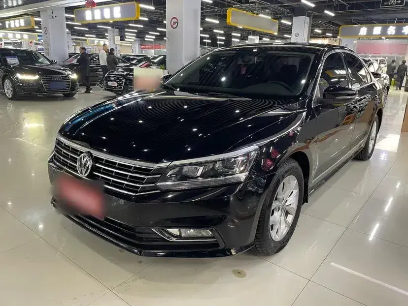 2013 Volkswagen Passat 1.8T 160HP L4 7DCT