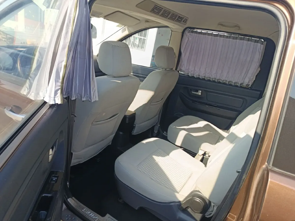 2016 BAIC Hyosow H2 1.5L 106HP L4 5MT,autocango,china used car exporter,china ev exporter,chinese used car exporter,chinese used ev exporter