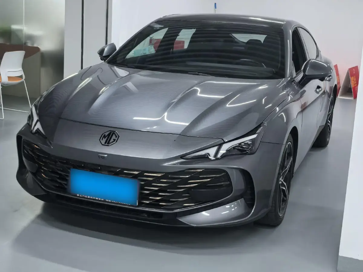 2023 MG 7 2.0T 261HP L4 9AT