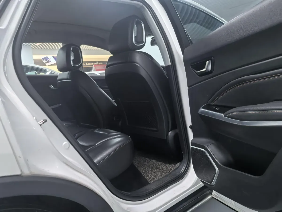 2019 HongQi E-HS3 BEV 52.5KWH,autocango,china used car exporter,china ev exporter,chinese used car exporter,chinese used ev exporter