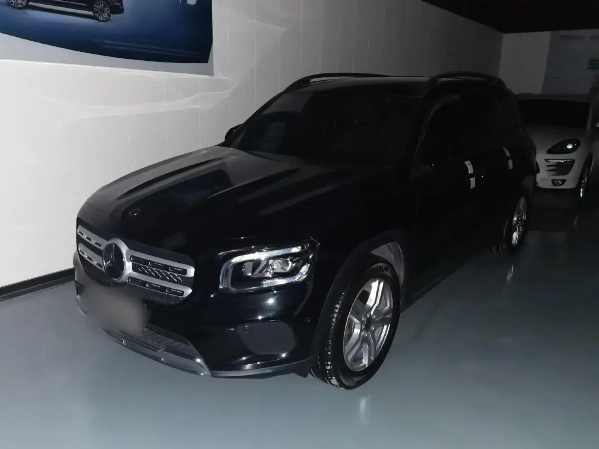 2023 Mercedes-Benz GLB Class 2.0T 190HP L4 8DCT