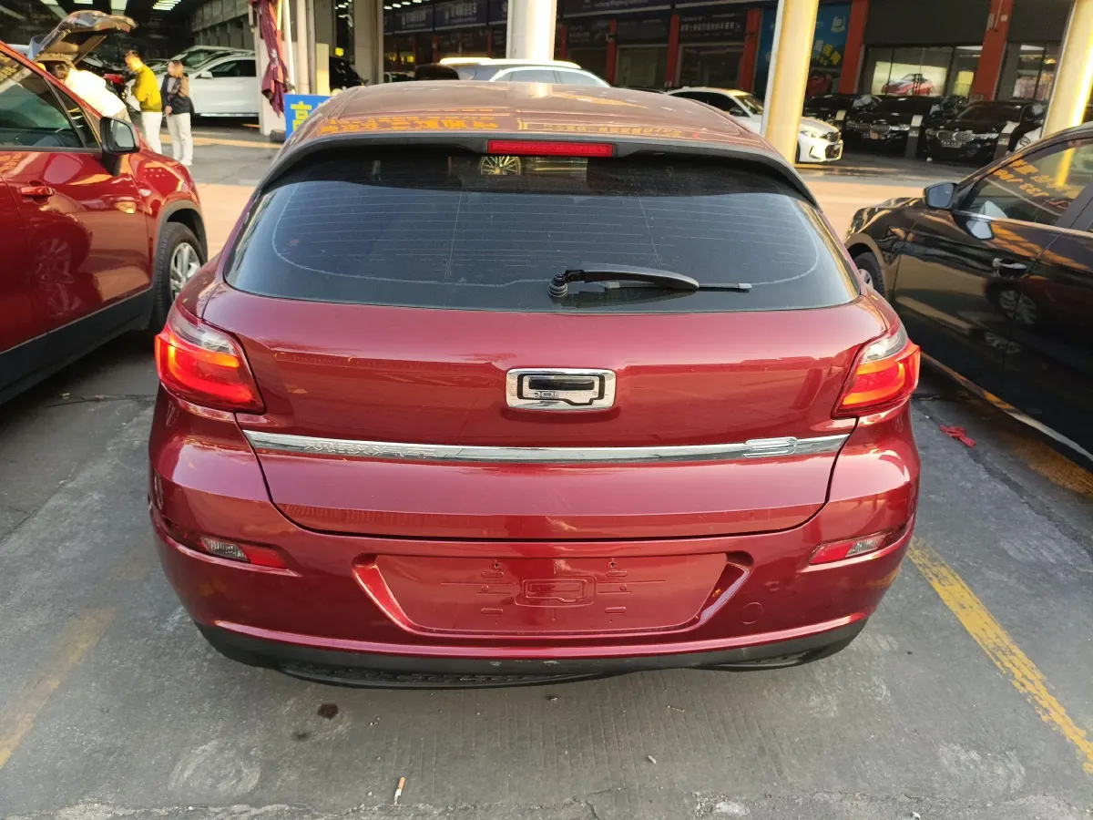 2014 Qoros 3 1.6L 126HP L4 6DCT,autocango,china used car exporter,china ev exporter,chinese used car exporter,chinese used ev exporter