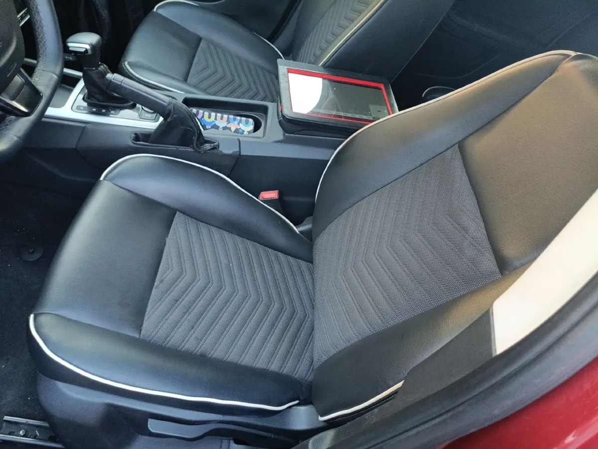 2014 Qoros 3 1.6L 126HP L4 6DCT,autocango,china used car exporter,china ev exporter,chinese used car exporter,chinese used ev exporter