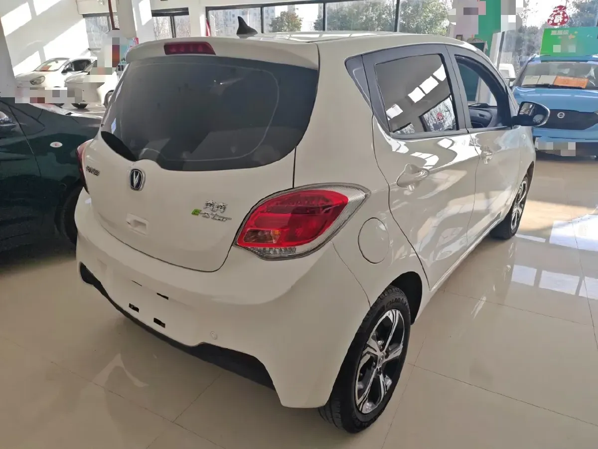 2023 ChangAn BenBen E-Star BEV 31.18KWH,autocango,china used car exporter,china ev exporter,chinese used car exporter,chinese used ev exporter