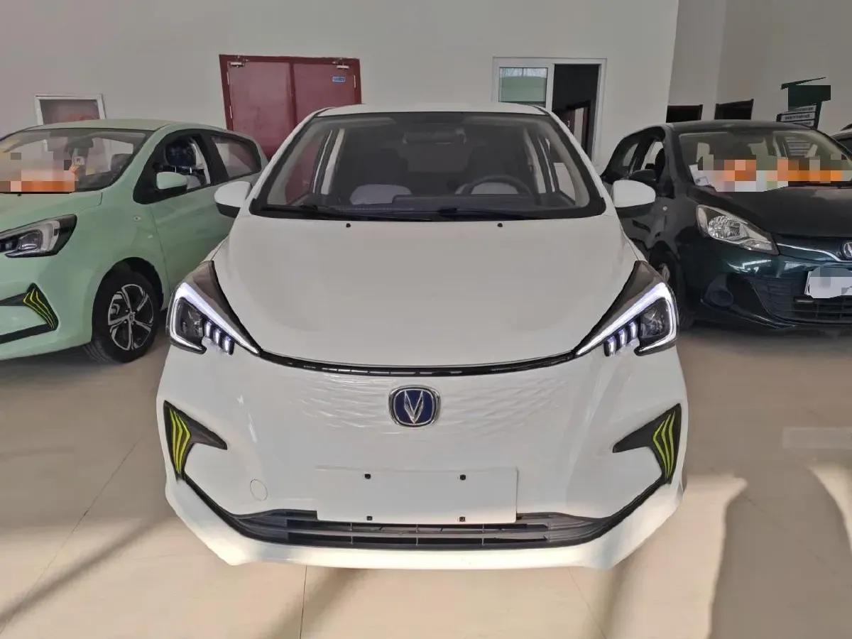 2023 ChangAn BenBen E-Star BEV 31.18KWH,autocango,china used car exporter,china ev exporter,chinese used car exporter,chinese used ev exporter
