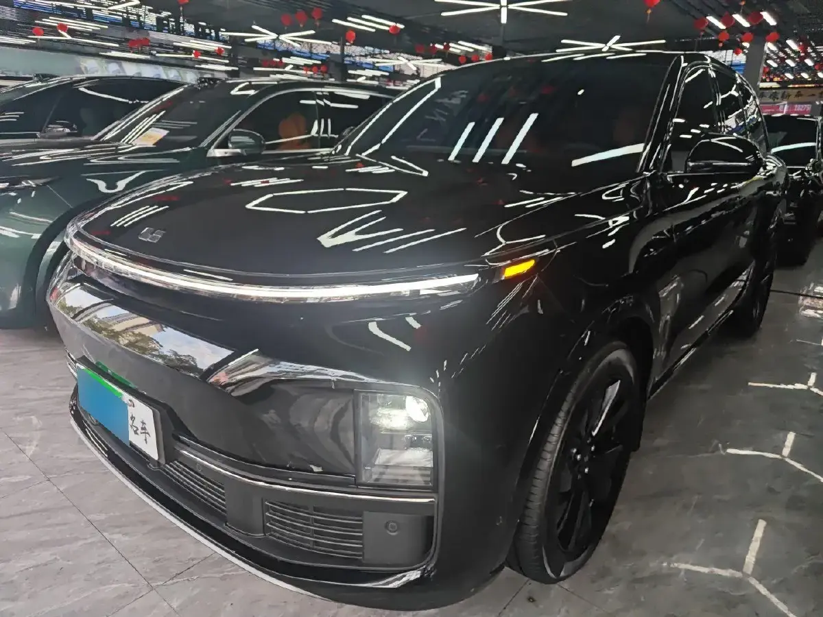 2023 Li L8 Range Extended 154HP REEV 40.9KWH