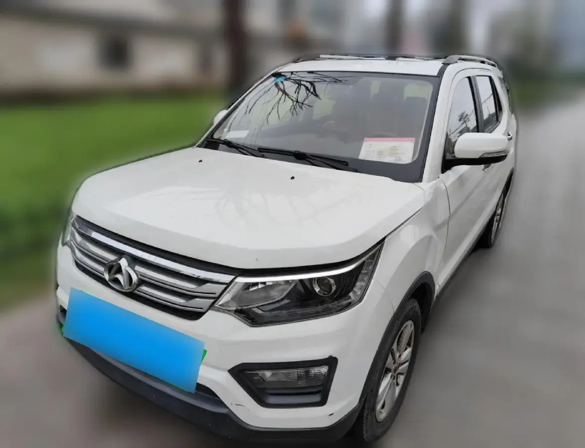 2016 ChangAn Oshan CX70 1.6L 117HP L4 5MT