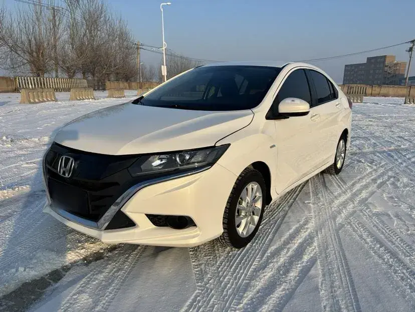 2017 Honda Gienia 1.5L 131HP L4 CVT