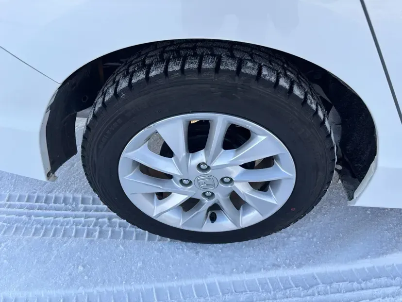 2017 Honda Gienia 1.5L 131HP L4 CVT,autocango,china used car exporter,china ev exporter,chinese used car exporter,chinese used ev exporter