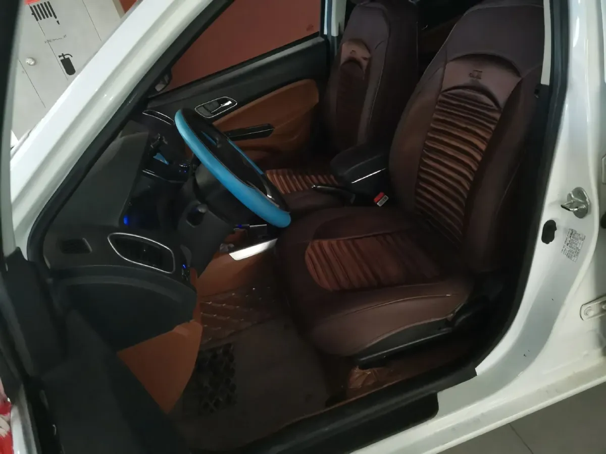 2016 Geely KingKong 1.5L 102HP L4 5MT,autocango,china used car exporter,china ev exporter,chinese used car exporter,chinese used ev exporter