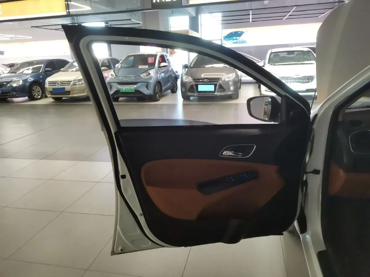 2016 Geely KingKong 1.5L 102HP L4 5MT,autocango,china used car exporter,china ev exporter,chinese used car exporter,chinese used ev exporter