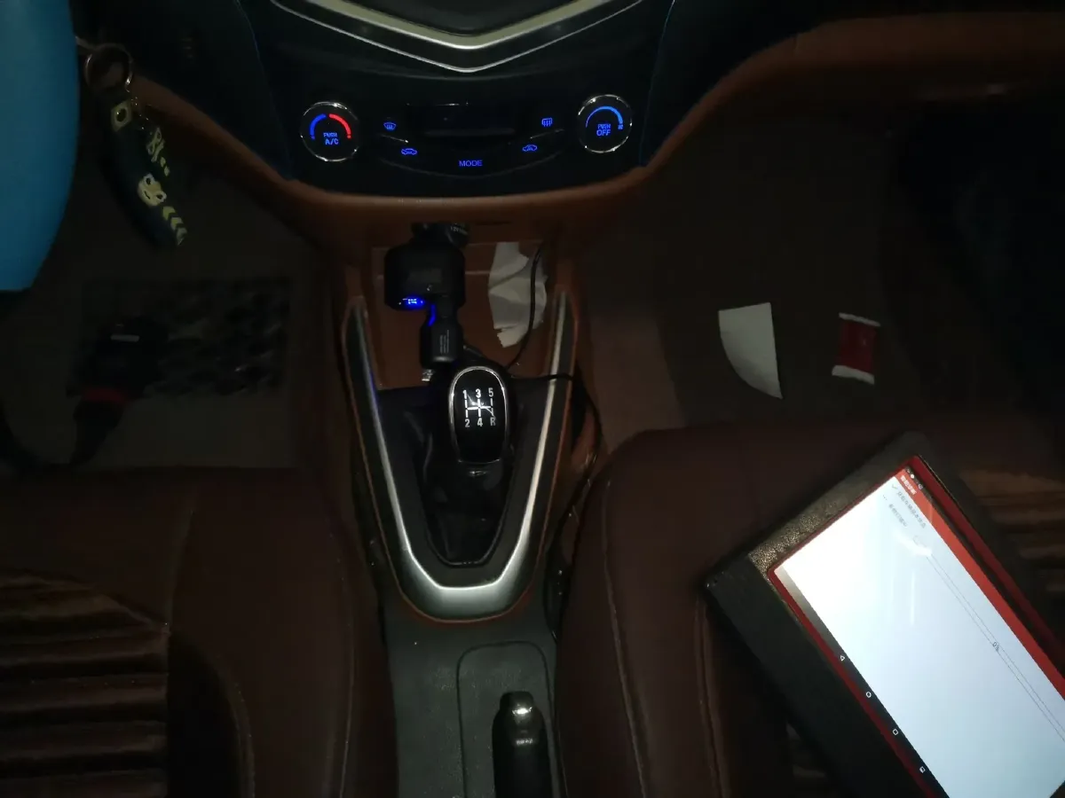 2016 Geely KingKong 1.5L 102HP L4 5MT,autocango,china used car exporter,china ev exporter,chinese used car exporter,chinese used ev exporter