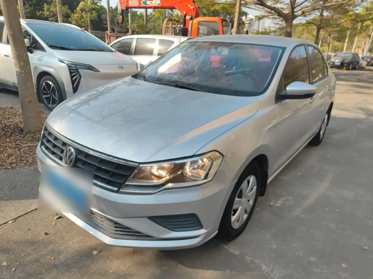 2017 Volkswagen Jetta 1.5L 110HP L4 5MT