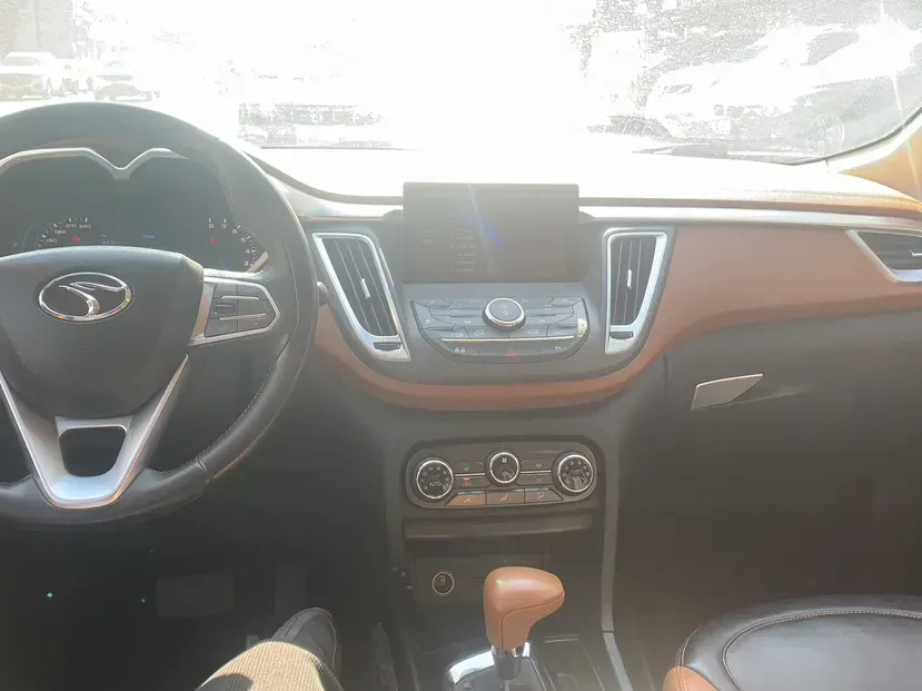 2015 Soueast DX7 1.5T 156HP L4 5AT,autocango,china used car exporter,china ev exporter,chinese used car exporter,chinese used ev exporter