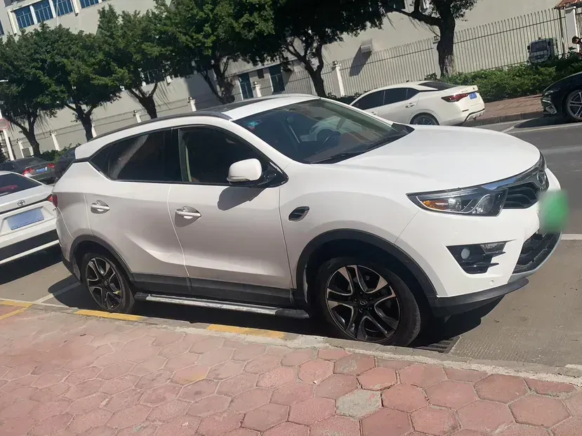 2015 Soueast DX7 1.5T 156HP L4 5AT,autocango,china used car exporter,china ev exporter,chinese used car exporter,chinese used ev exporter