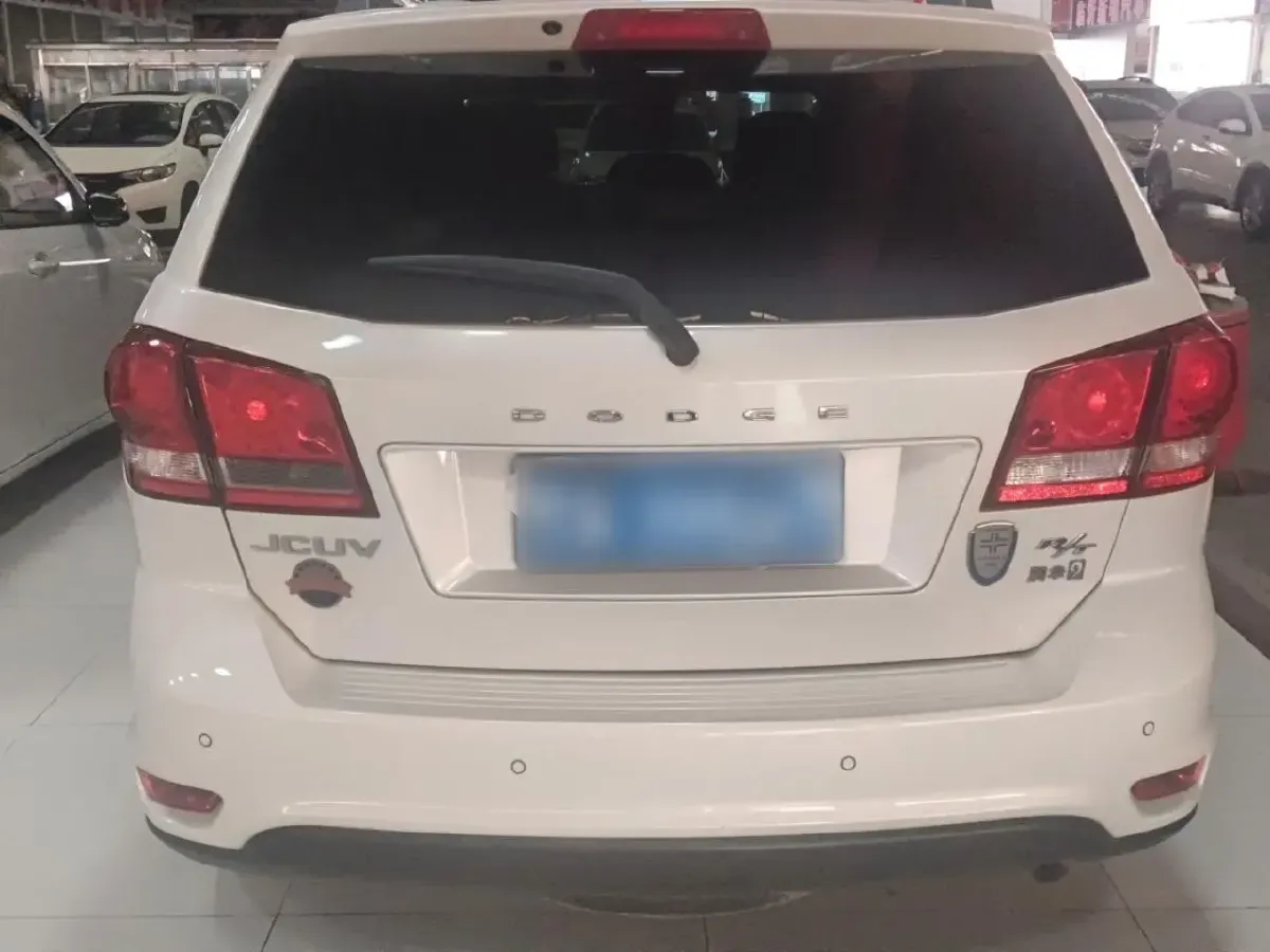 2013 Dodge JCUV 2.4L 170HP L4 6AT,autocango,china used car exporter,china ev exporter,chinese used car exporter,chinese used ev exporter