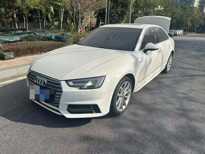 2019 Audi A4L 2.0T 190HP L4 7DCT